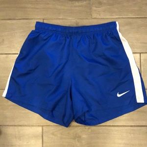 Women’s Nike Dry-Fit shorts M